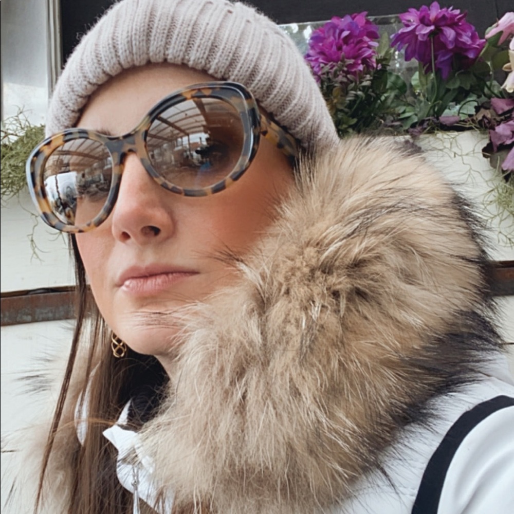 Meet your Posher, Daniela
